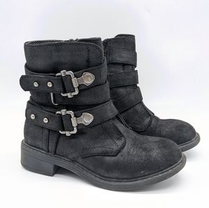 🎄 BareTraps black buckle zip up ankle boot 12